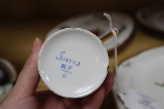 Two Chamberlains dishes, a crested plate and a coffee can